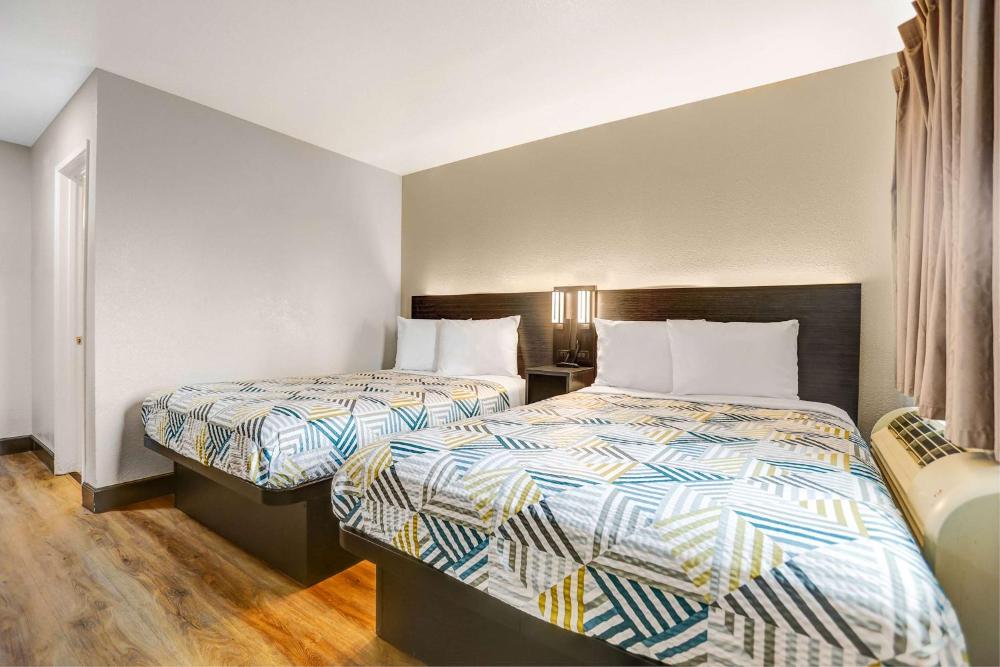 Quadruple Room - Smoking interior